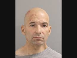 Officer Hurt, Man Resists Arrest After Robbing Hicksville CVS: Police