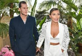 Karius y la modelo argentina maría del mar cuello molar, juntos de vacaciones. Nakuzqhim6qigm