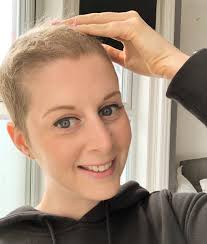 When hair, eyebrows and lashes disappear Samantha On Twitter 11 Weeks Post Chemo Hair Growth Its Taking Its Time At The Front And It S Definitely Not Even All Round But It S Nice To Have Some Hair On My