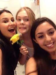 Lara Patel (@larapatel97)