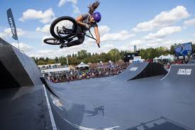 La mezcla perfecta entre periodismo y humor. Uci Bmx Freestyle On Twitter Macarena Perez Knows How To Lay It Flat Ucibmxpark Worldcup Edmonton Exploreedmonton