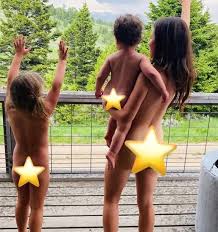 Tammin Sursok posts nude photo of herself with kids, sparking debate - NZ  Herald