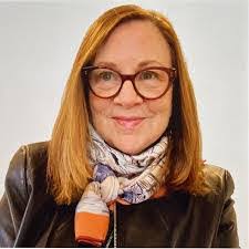 Barbara Llorente's Instagram, Twitter & Facebook