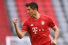 Robert lewandowski has said the packed footballing schedule is a major problem for both players and fans. Begini Kondisi Lewandowski Usai Alami Cedera Saat Perkuat Polandia Vivagoal Com