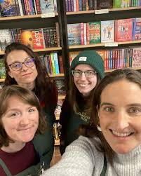 Have you ever wondered how booksellers organize their books at home? We  asked our booksellers and here's what they said! 📚Sarah- I leave the  organized books at The Bookstore Plus! At home