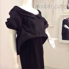 Pin By Modah Cafe On Fashion Fashion Women S Top Ruffle Blouse