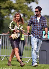 Jamie and louise redknapp's former style magazine icon has reportedly run into severe financial difficulties. Louise Redknapp Enjoys House Festival With Husband Jamie Daily Mail Online