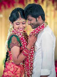 Saree Blouse Design Indian Wedding Photography Poses Wedding Couples Photography Wedding Couple Poses