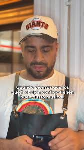 Cuando el jefe nos dice que bajemos 🙊 #humor #comedia #maicao #restaurante  #dance