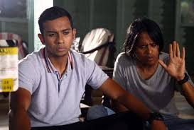 There he met a man dani village medicine, dukun sudin, which gave him the traditional ways of medicine, herbs and medicinal research. S Pore Singer Taufik Batisah Makes Movie Debut