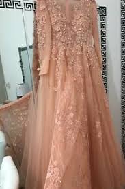 Elles allongent princièrement les silhouettes longilignes et subliment sans commune mesure les courbes galbées. Robe De Soiree Longue Manche Longue Ebay