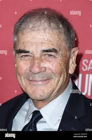 Robert wallis hi-res stock photography and images