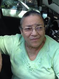 Estela Collado's Instagram, Twitter & Facebook