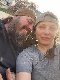 Rose Ostrowski's Instagram, Twitter & Facebook