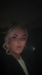 When u try be posh for a day and it just doesn't fit right 🙈🙈😂😂 ca...