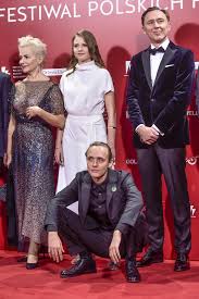 He is an actor, known for corpus christi (2019), na granicy (2016) and ondyna (2019). Polish Actor From Oscar Nominated Movie Bartosz Bielenia Squatting On The Red Carpet Pics