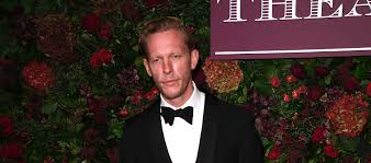 Fox's siblings are tom (born 1975), robin (born 1976), lydia (born 1979), and jack (born 1985); The Radicalisation Of Laurence Fox Shows The Worrying Power Of Right Wing Youtube