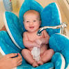 Munchkin dandy dots bath mat. 1