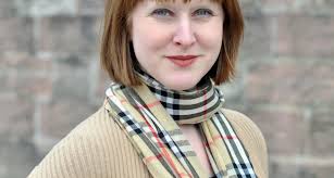 Manuela Moore steigt bei Oseon ein