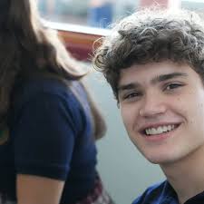 De vuelta en SEK! 😊 Las sonrisas y saludos llenan cada pasillo, y el  reencuentro con amigos nos impulsa a empezar un año repleto de aprendizajes  y momentos inolvidables. #VolverAClases #NuevoAñoSEK #SomosSEK #