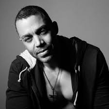 Robert Zayas Jr. (robzayas)