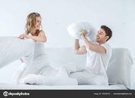 1 in the u.s., freezes john, paul, george and ringo in an exuberant cascade of boyish talent—and perhaps their last moment of unbridled innocence. Stockfotos Have A Pillow Fight Bilder Stockfotografie Have A Pillow Fight Lizenzfreie Fotos Depositphotos