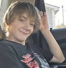 Trisha Spear's Instagram, Twitter & Facebook