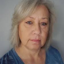 Mary Hendricks's Instagram, Twitter & Facebook