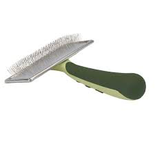 Slicker brushes can seem daunting due to their somewhat harsh bristles, but, if used correctly, are entirely safe to use. Safari Soft Slicker Brush Shop Online At Petmania