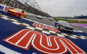 The monster energy nascar cup series is in the wolverine state. Nascar Michigan Rennen Auf Montag Verschoben
