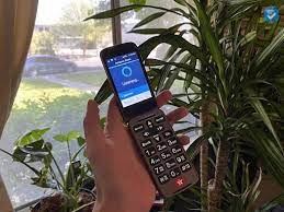 If you want to stay up to date on a child or family member's whereabouts wi. Best Flip Phones For Seniors In 2021