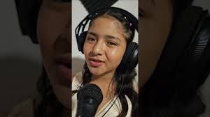 Martita grabando su segundo Cover. Muy pronto.