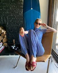 Sitede türkçe anlatımlı gramer konuları, her konudan sonra onlarca quiz ve sınav, her. Elsa Hosk S Feet Wikifeet