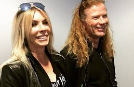 On monday, david ellefson attempted to clear the air over speculation he was allegedly intimately published 2 mins ago. Megadeth Dave Mustaine Dice Que El Bajista David Ellefson Salvo Su Matrimonio Dave Mustaine Megadeth Bajista