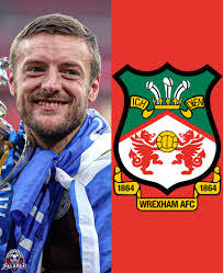 Gustavo Escamilla's Instagram, Twitter & Facebook