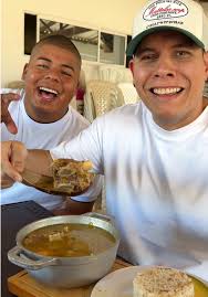 Quien hace las mejores Arepas de huevo, #Barranquilla o Cartagena? A...