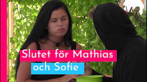 Hon berättar vad hon har fått för bild av dem. Kanns Inte Som Det Gar Alls Mathias Och Sofie Gor Slut I Love Island Sverige 2018 Youtube