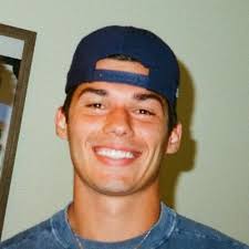 Tony Huff (@Huffster89)