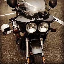 いいね 509件 コメント28件 hiro motorcycles のinstagramアカウント タイヤ皮むきなう 初めてのスパコル いーねぇ ピレリさん今迄疑って御免なさい 麒麟号も次はこれかな gsxr gsxr750 油冷 yoshimura p スズキ ストリートバイク ピレリ