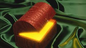 Company aims to make diamond jewellery accessible to a wider audience. Redewendung Die Buchse Der Pandora Offnen Geolino