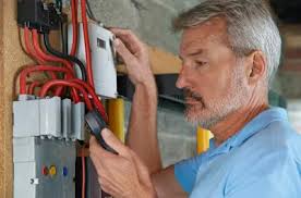 Investigation looks into Sen. Kevin de Leon's involvement in $25,000  donation to fund run by ex-Assemblyman Tom Calderon