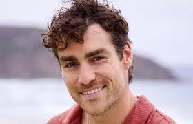 Daniel Collopy's Instagram, Twitter & Facebook