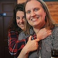 Jen Lyons's Instagram, Twitter & Facebook