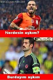 Sosyal medyada caps çılgınlığı yaşandı. Galatasaray Fenerbahce Derbisi Ardindan En Cok Paylasilan 22 Caps Onedio Com