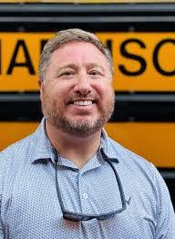 Karen Bounds's Instagram, Twitter & Facebook