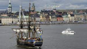 Lappföldön számos túrát szerveznek a rénszarvasok megfigyelésére. Stockholm Es Nevezetessegei Messzi Tajak Europa Svedorszag Stockholm Fotos Tura Korutazas Varoslatogatas Utazom Com Utazasi Iroda