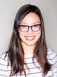 Caroline Hanley's Instagram, Twitter & Facebook