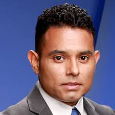 Los senadores arizonenses Kyrsten Sinema y Mark Kelly exigen ayuda para  combatir la escasez de fórmula para bebés en Arizona