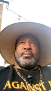 @fresh_start2go Former Crip Casper Andrews talks about the need for more  Community Oriented Policing in Compton during a @copsandconvicts podcast.