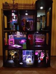 Weitere ideen zu puppenhäuser, barbie möbel, puppenhaus. Die 21 Besten Ideen Zu Monster High Haus Monster High Puppenhaus Puppenhauser